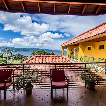 Altamont West Hotel Монтего Бей Екстериор снимка