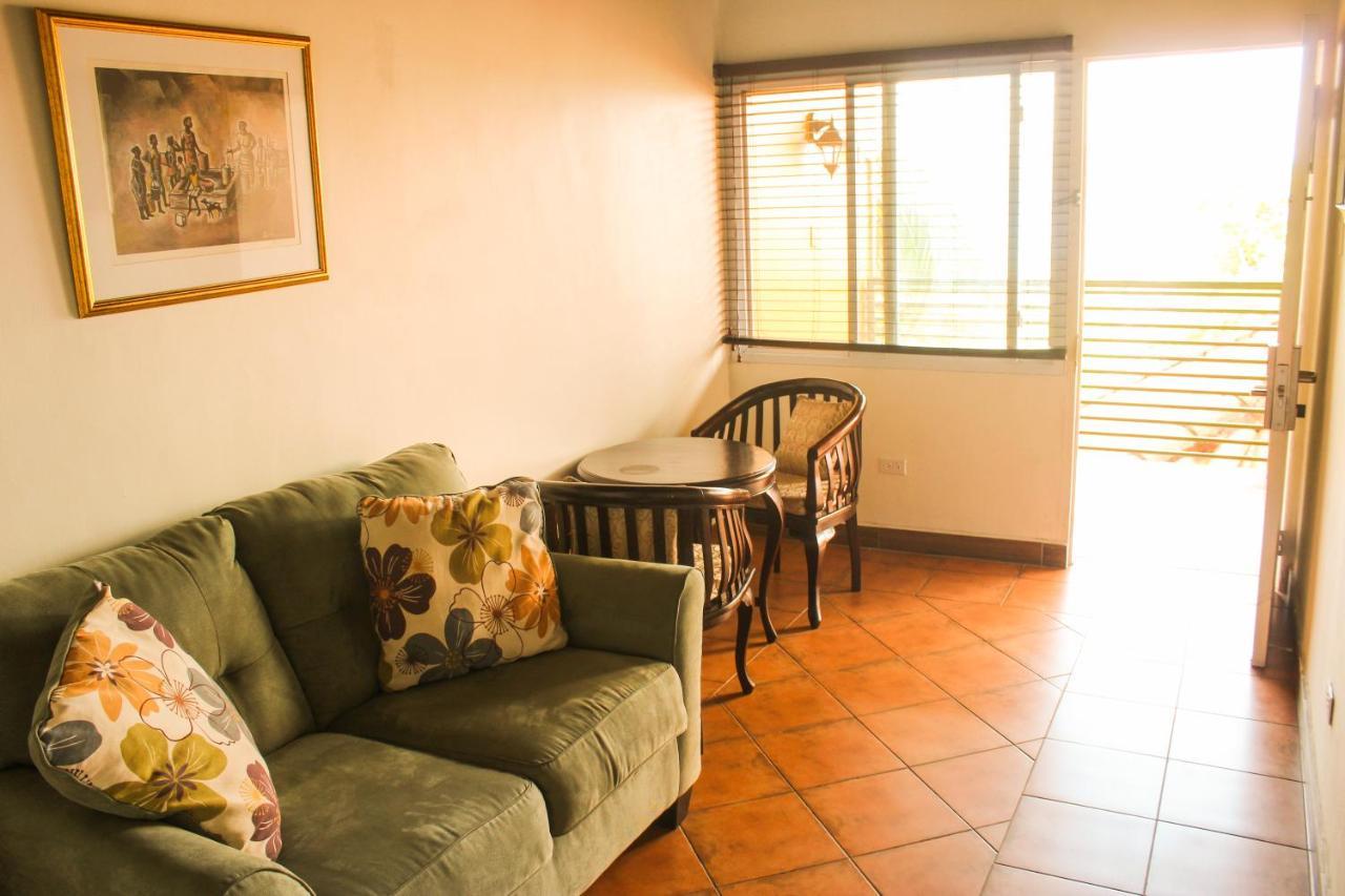Altamont West Hotel Монтего Бей Екстериор снимка