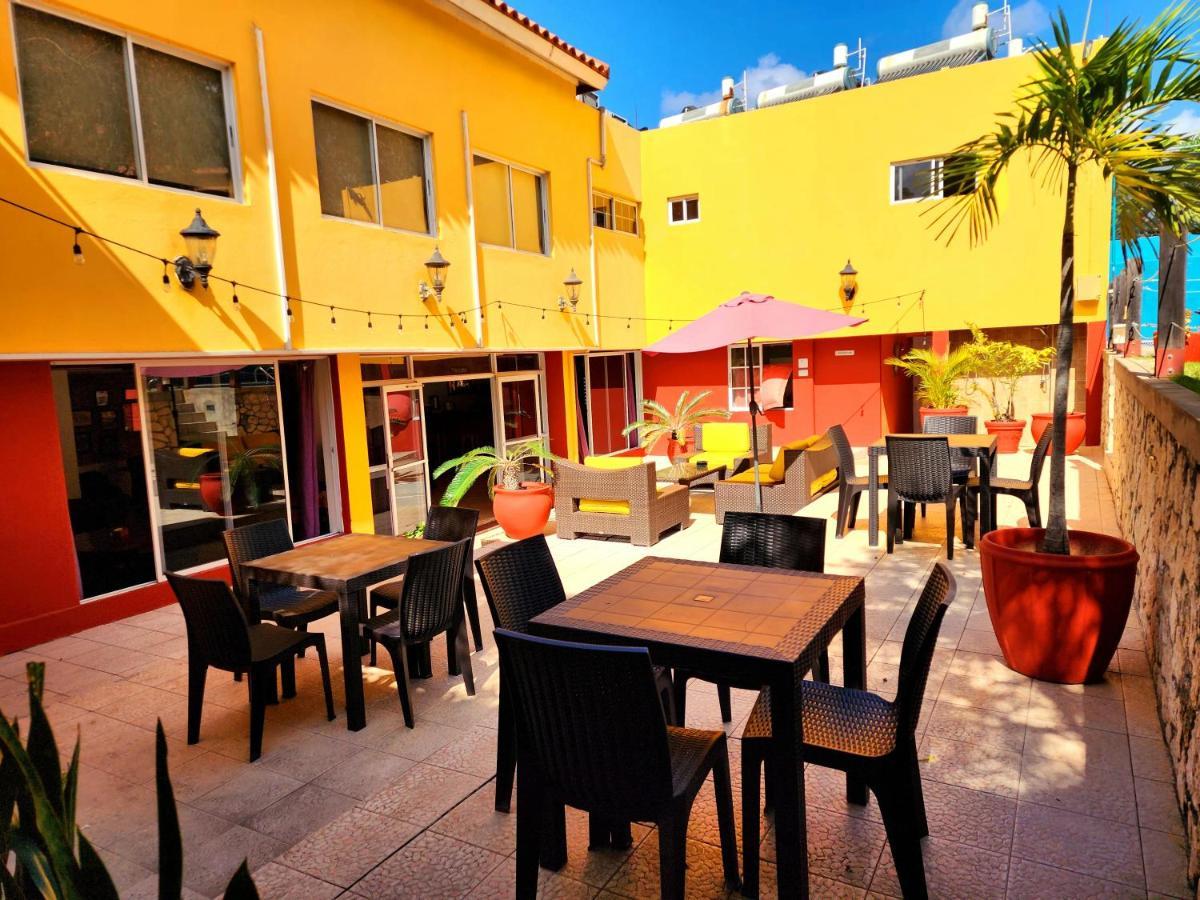 Altamont West Hotel Монтего Бей Екстериор снимка